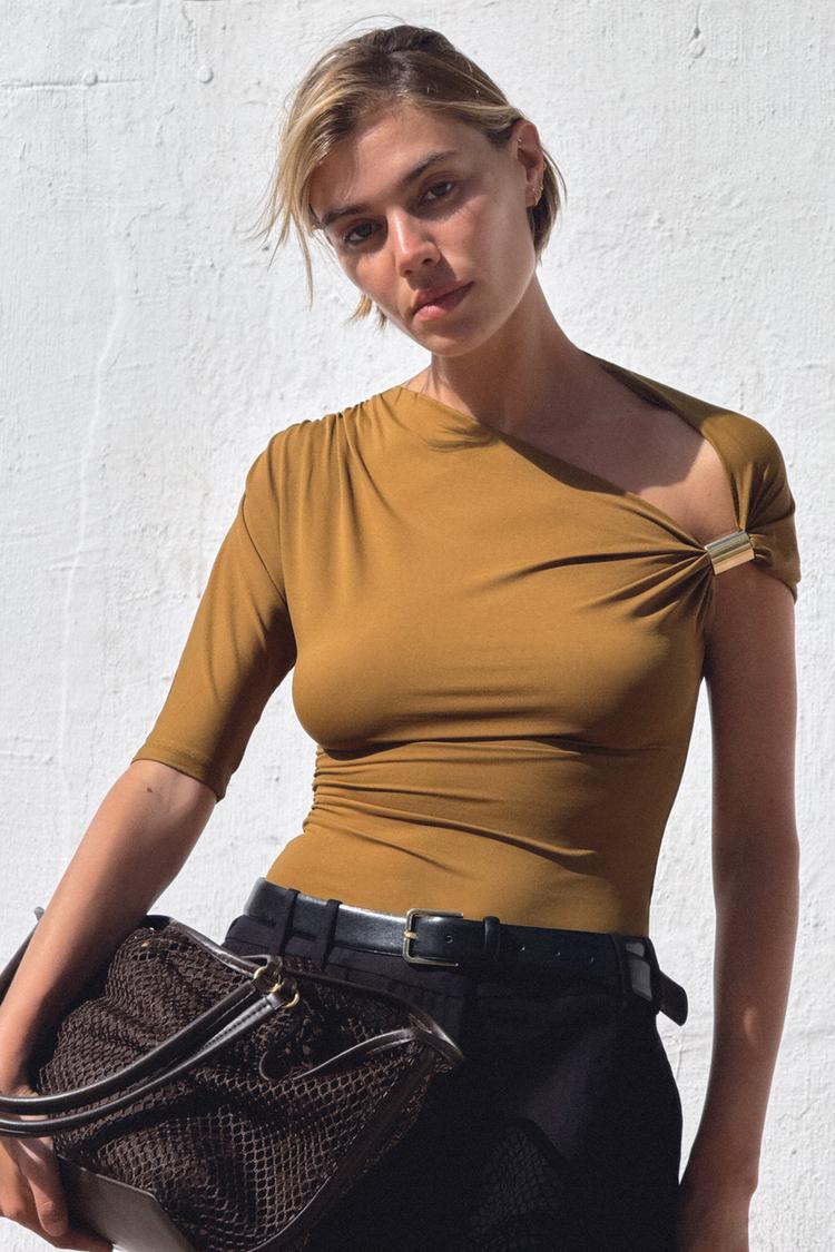 ÉLAN TOP