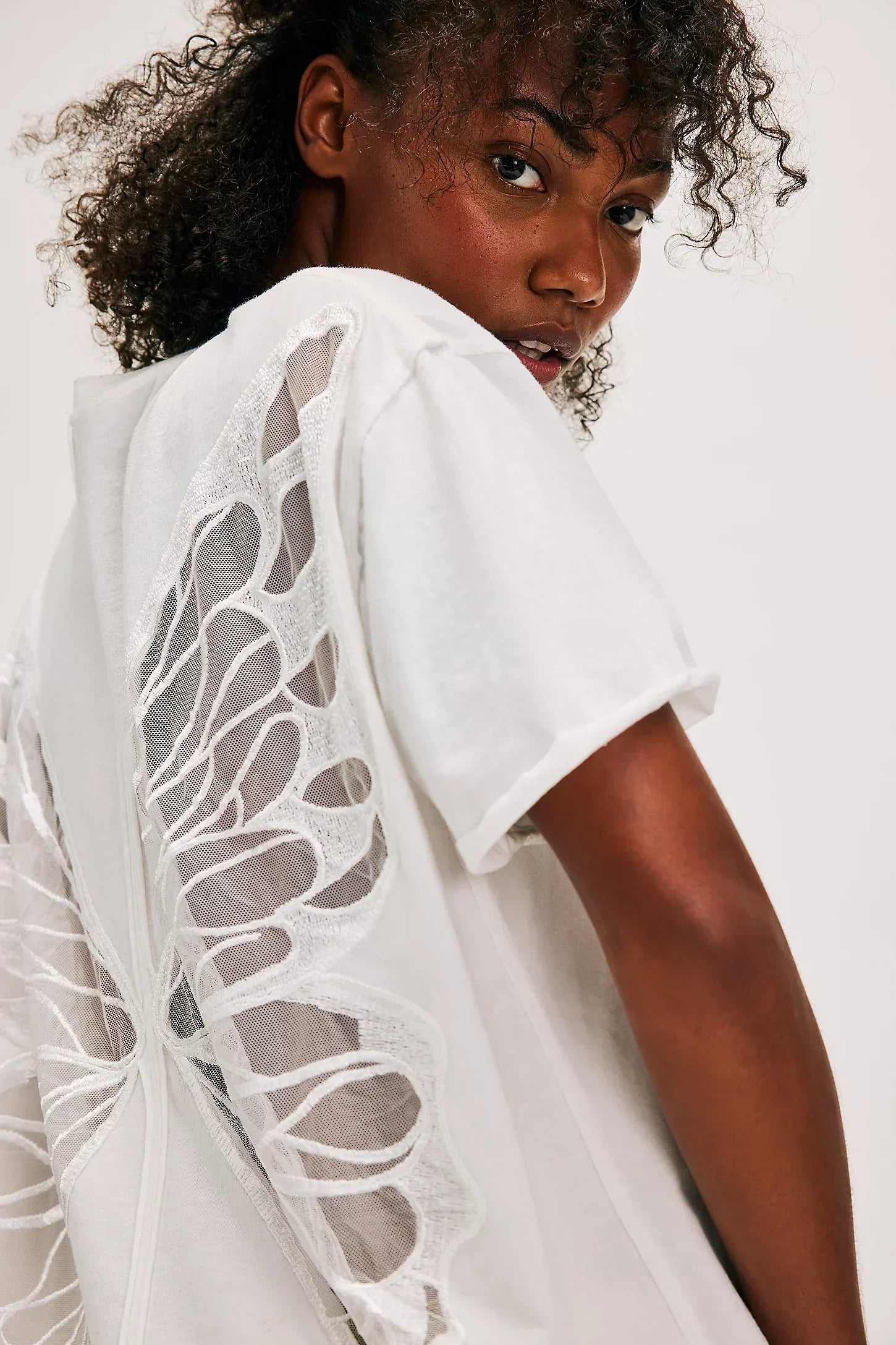 BUTTERFLY TEE